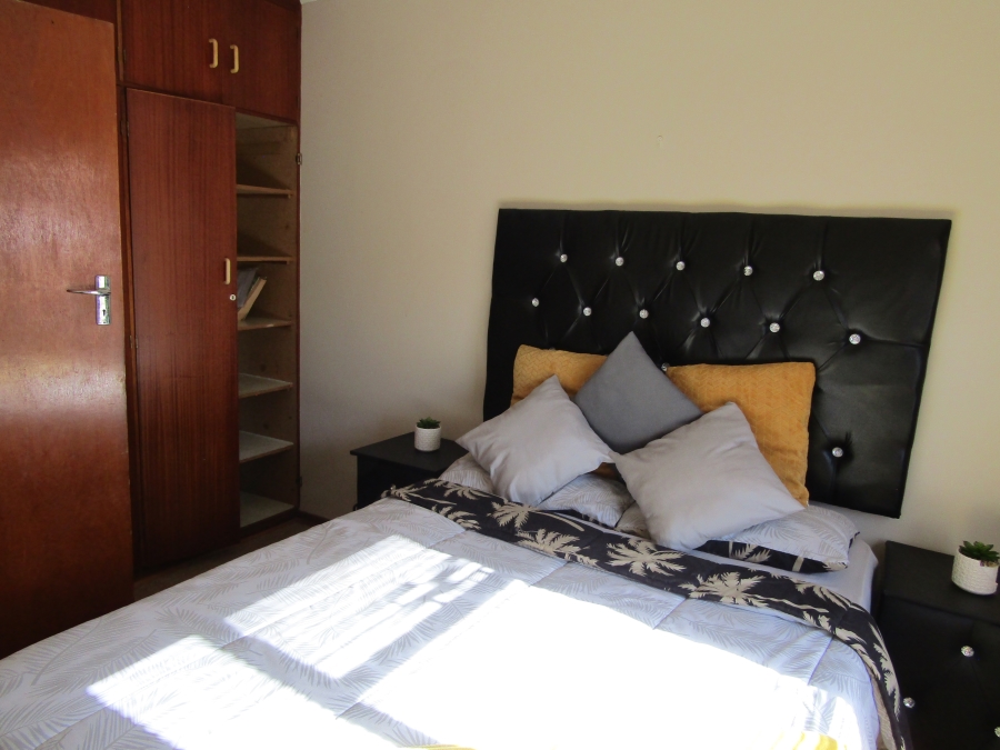 4 Bedroom Property for Sale in Hankey Eastern Cape